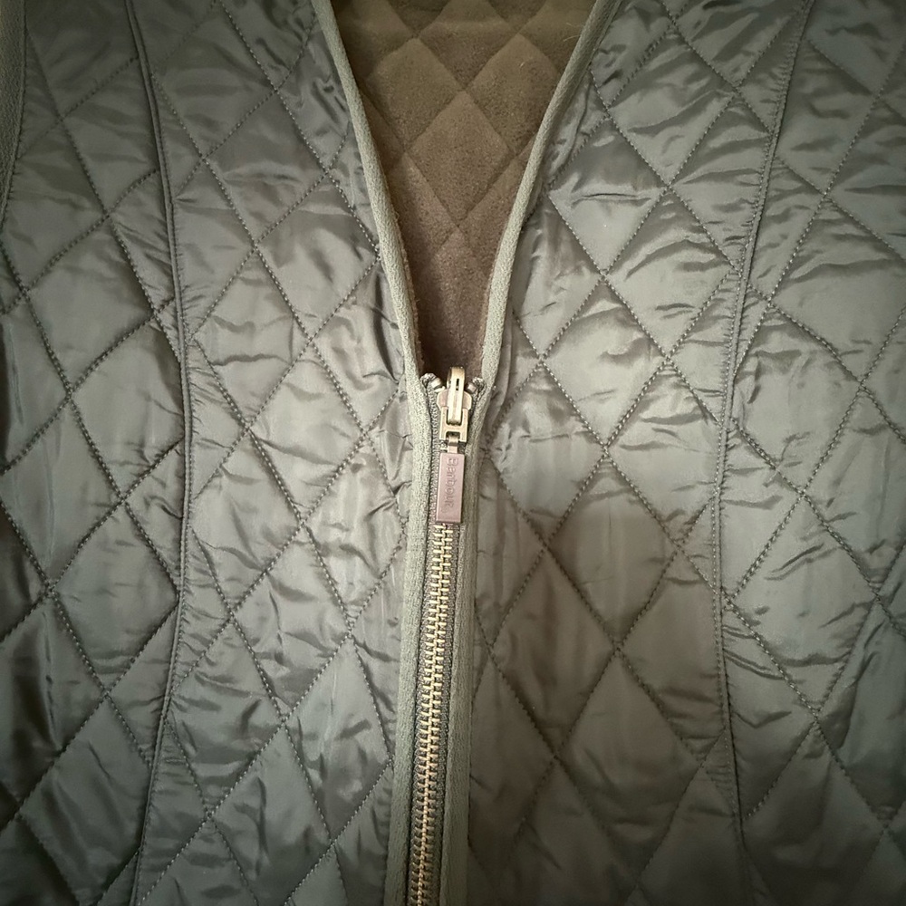 Barbour Quilted Vest in Olive Green Sz. 12 - Picture 3 of 6